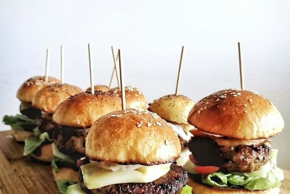 Mini Burgers on Hawaiian Rolls